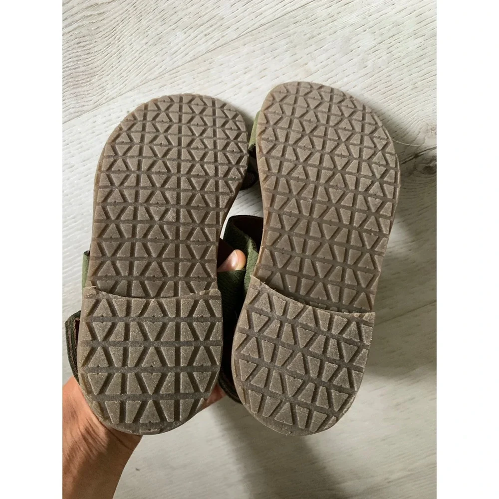 PePe Kids Olive Green Leather‎ Sandals Made in Italy Size 32 EU Hook Loop Straps